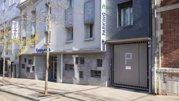 EntrĂ©e de lâhĂ©bergement