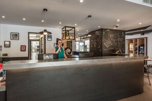 Reception - Campanile PRIME - Chartres Centre Gare Cathédrale (Chartres)