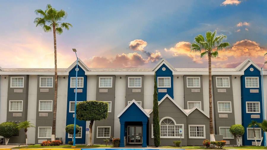 Microtel Inn & Suites by Wyndham Culiacan