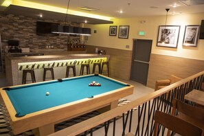 Bar (in der Unterkunft)