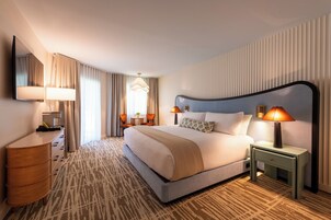Grand Meadow King & Queen Suite