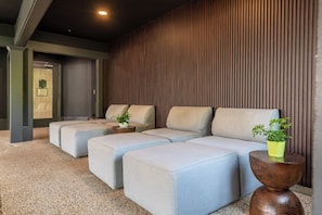 Bañera de hidromasaje interior
