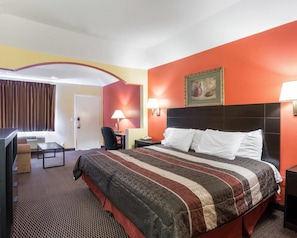 Room, 1 King Bed, Accessible, Non Smoking | Iron/ironing board, free WiFi, bed sheets