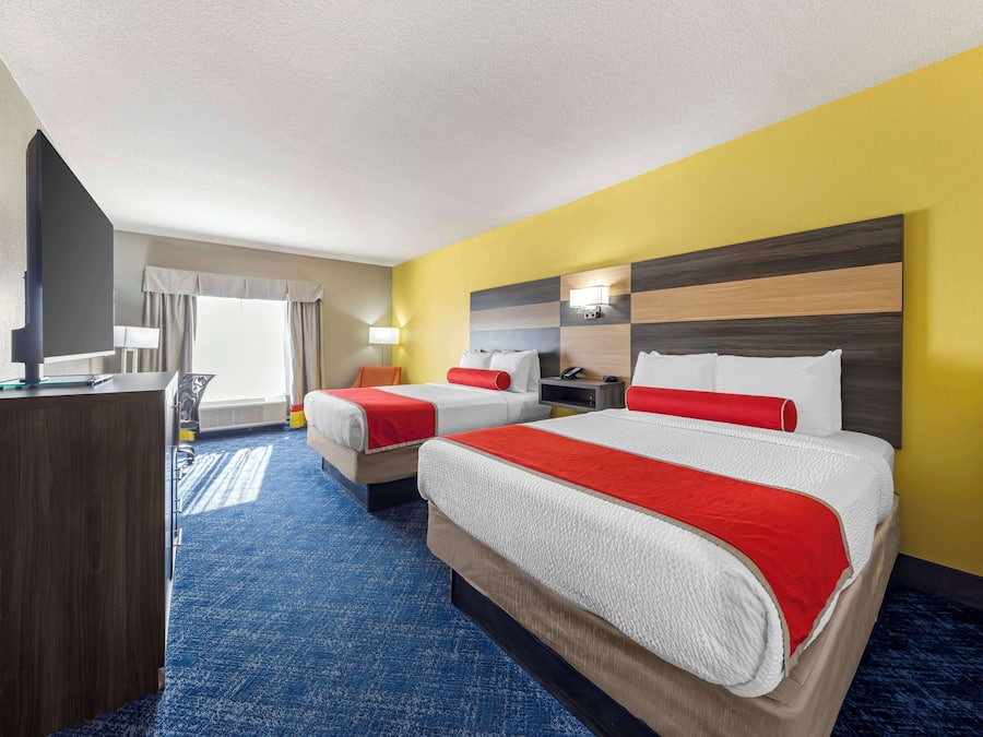 Standard Room, 2 Queen Beds, Non Smoking, Microwave | In-room safe, desk, laptop workspace, iron/ironing board