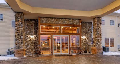 Mountain Edge Suites at Sunapee, an Ascend Collection Hotel