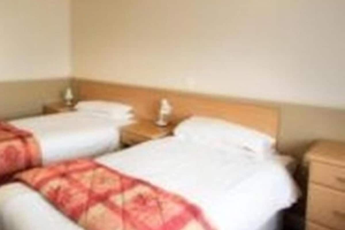 in-room safe, free wifi