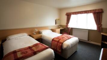 Standard Twin Room | In-room safe, free WiFi