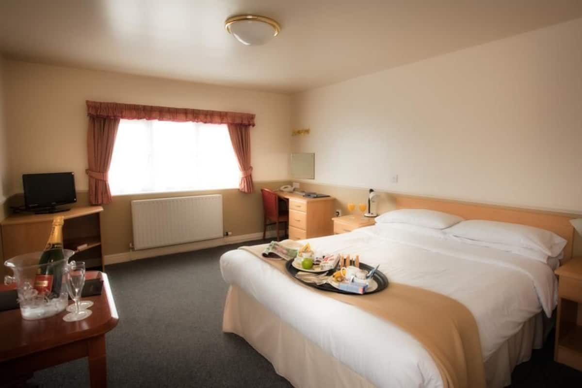 Standard Double Room | In-room safe, free WiFi