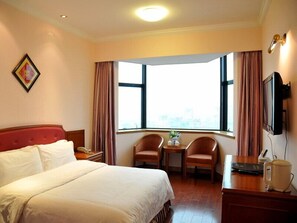 Suite | Minibar, Schreibtisch, Bügeleisen/Bügelbrett, Zustellbetten