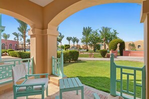 In-room safe, desk, blackout drapes, iron/ironing board - Swissôtel Resort El Quseir (El Quseir)