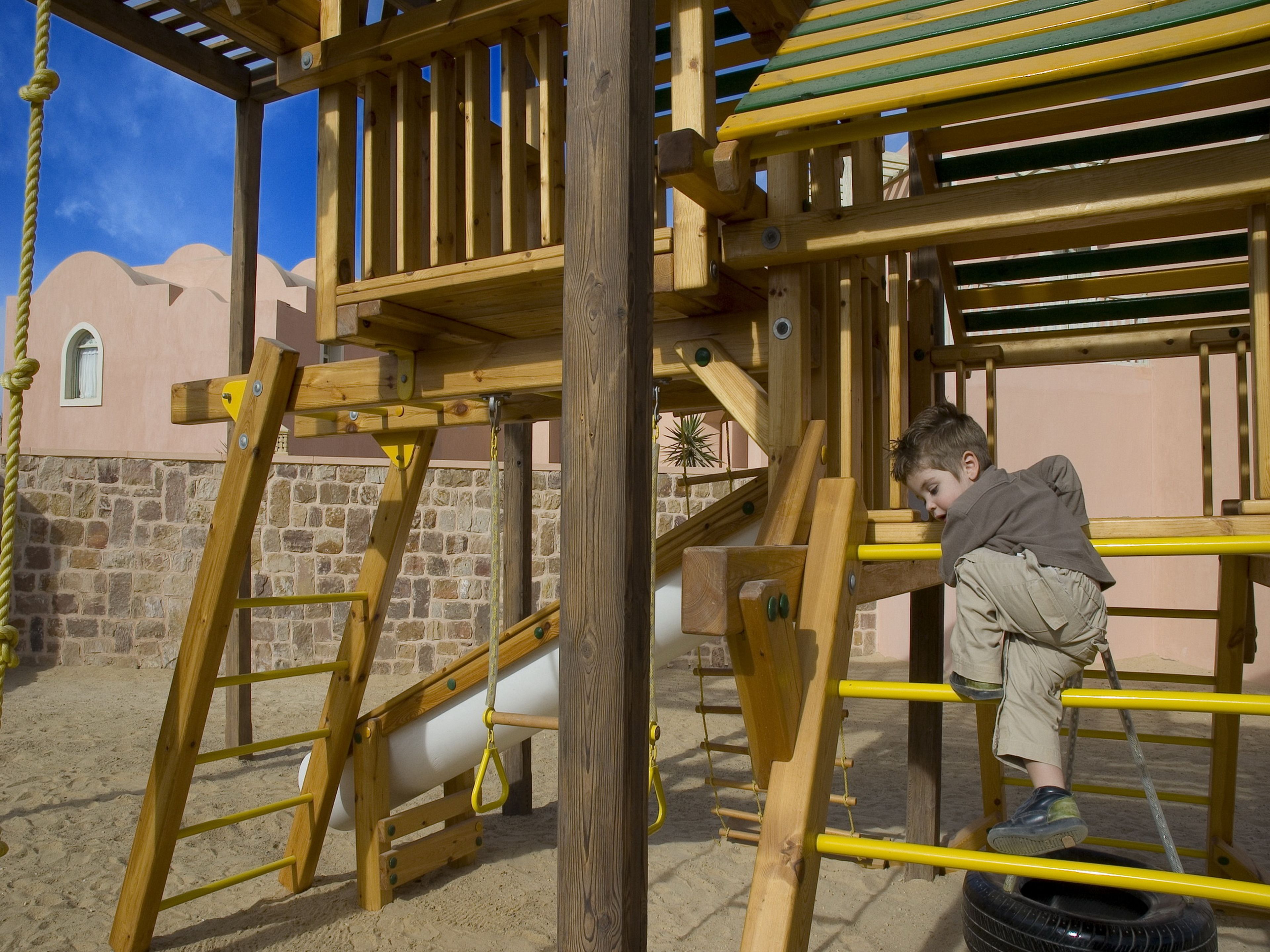 children’s play area – outdoor