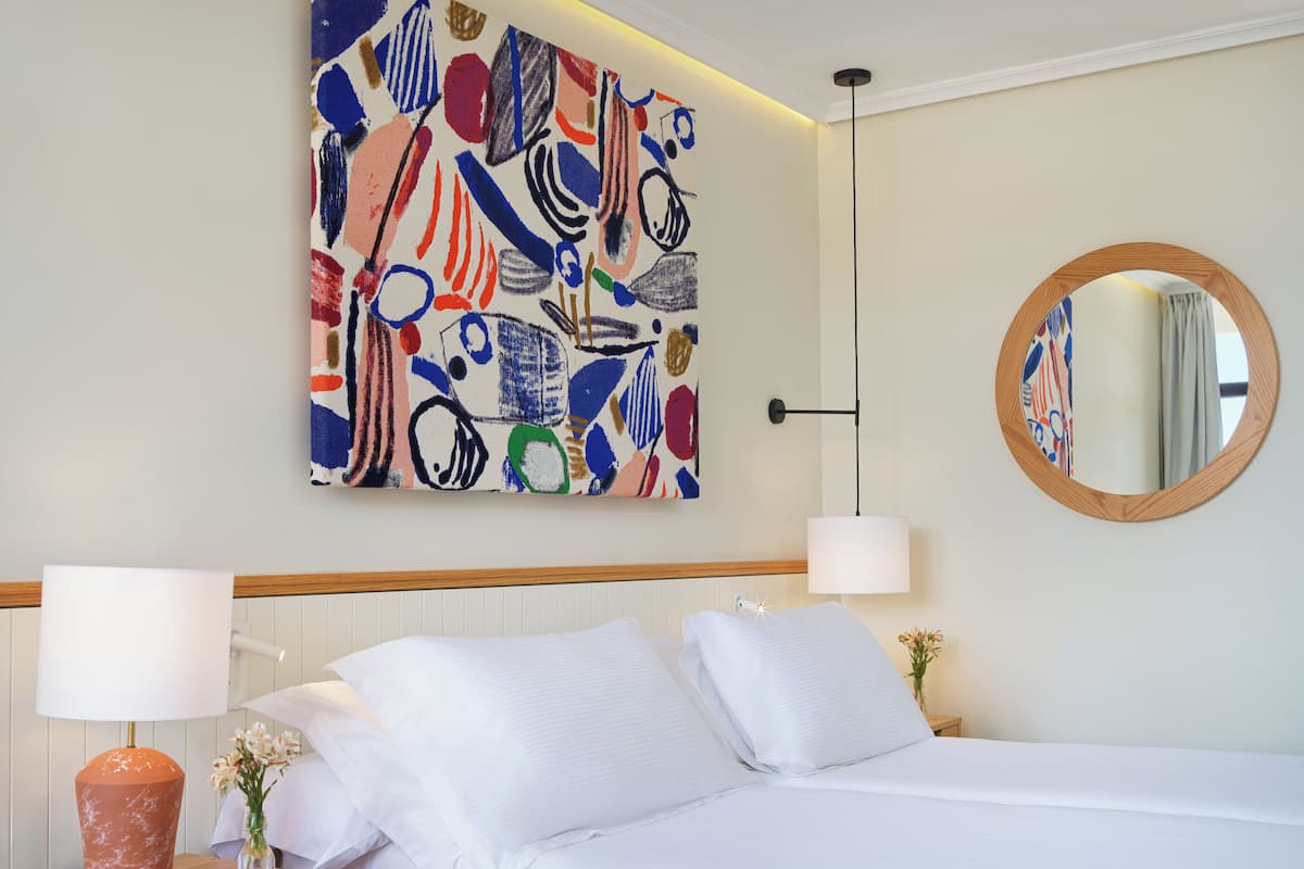 Minibar, desk, blackout drapes, free WiFi