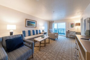 Condo, 2 Bedrooms, Non Smoking, Kitchenette | Living area | Flat-screen TV, DVD player