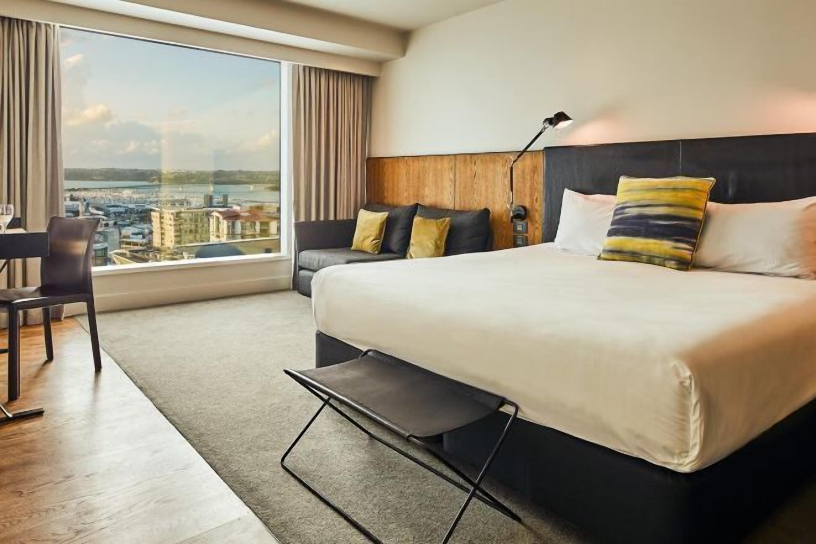 Hypo-allergenic bedding, minibar, in-room safe, blackout drapes