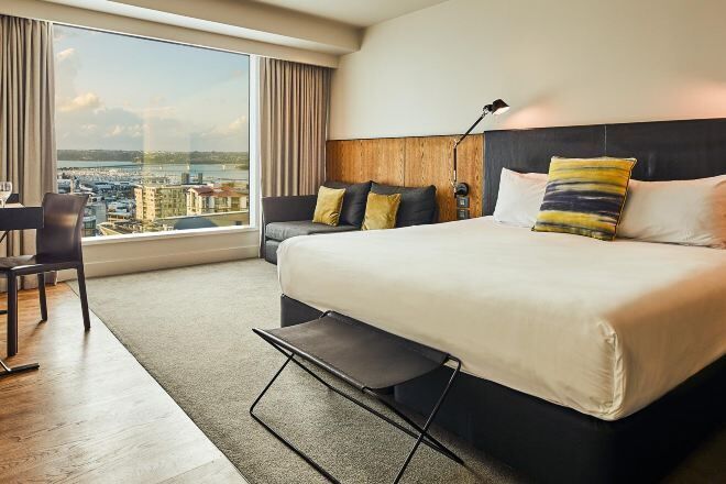 Hypo-allergenic bedding, minibar, in-room safe, blackout curtains