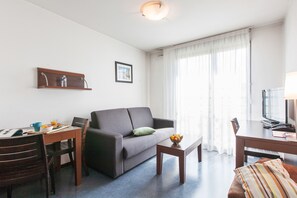 Télévision LCD de 32 pouces avec chaînes numériques, télévision