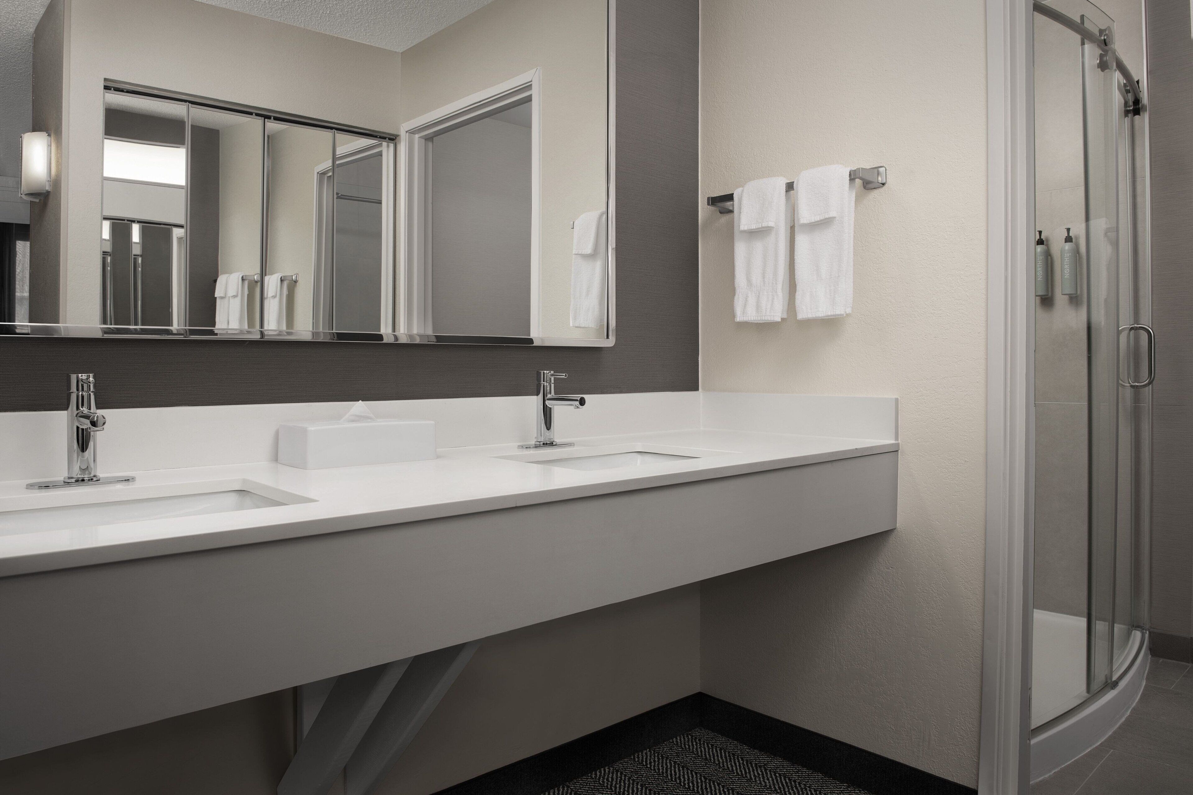 suite, 1 king bed with sofa bed, non smoking | bathroom | combined shower/bathtub, designer toiletries, hair dryer, towels