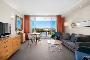 40-inch flat-screen TV with digital channels, TV - Pelican Waters Resort (Pelican Waters)