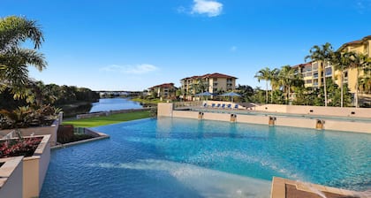 Pelican Waters Resort