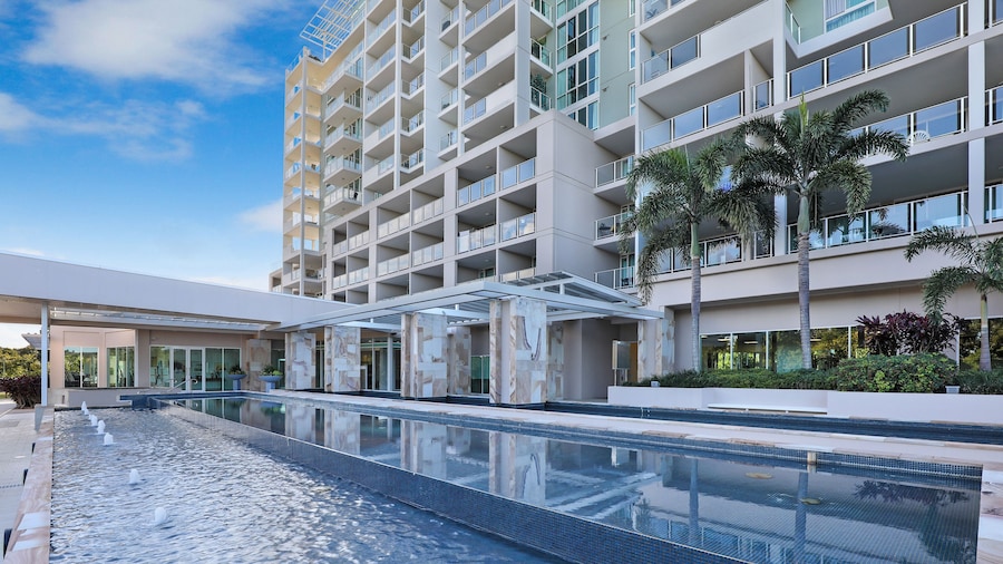 Pelican Waters Resort