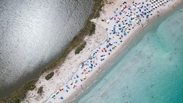 Privatstrand, weißer Sandstrand, kostenloser Shuttle zum Strand