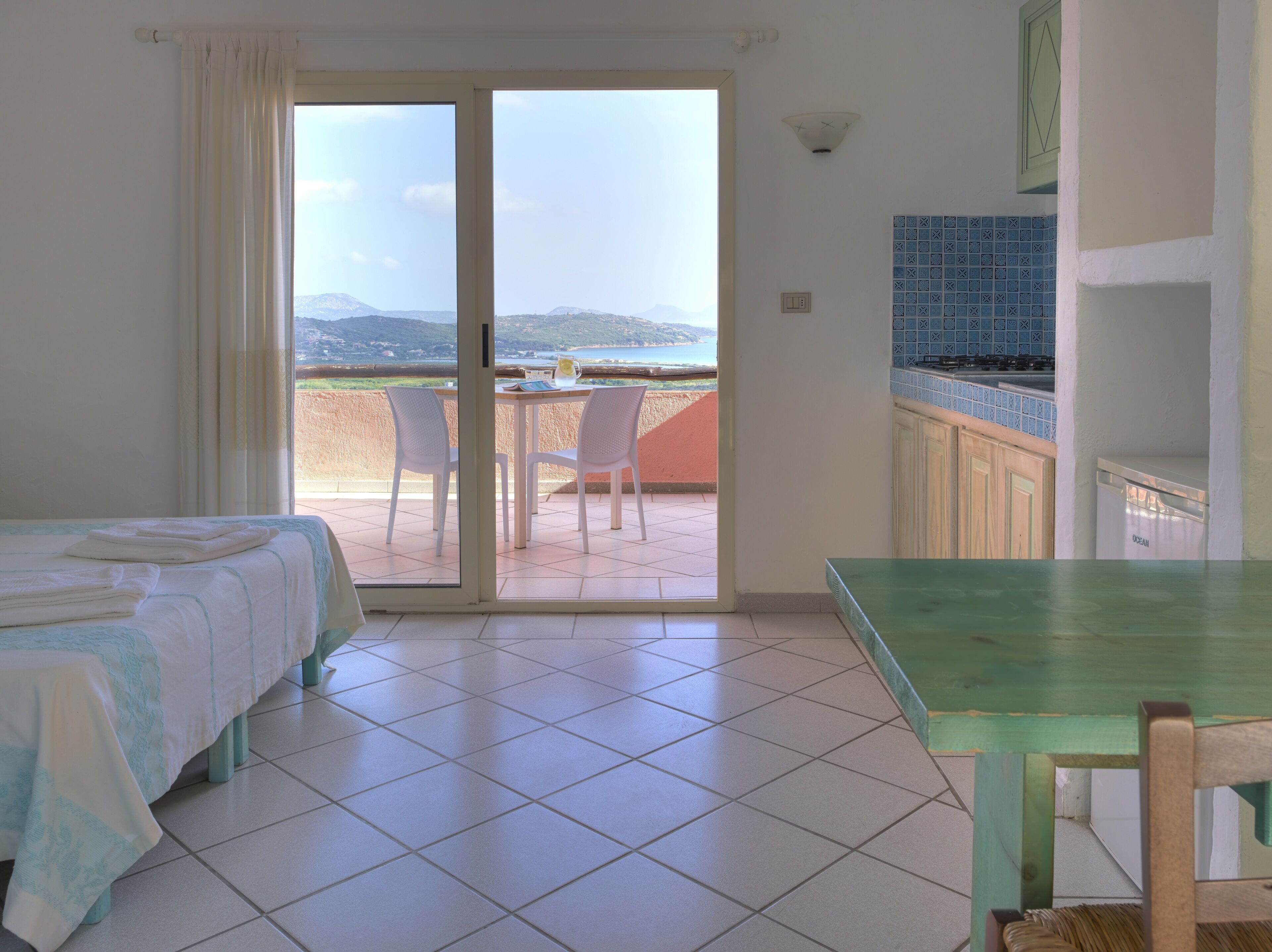 Free cots/infant beds, free WiFi, bed sheets