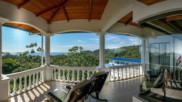 Master Suite | Balcony view