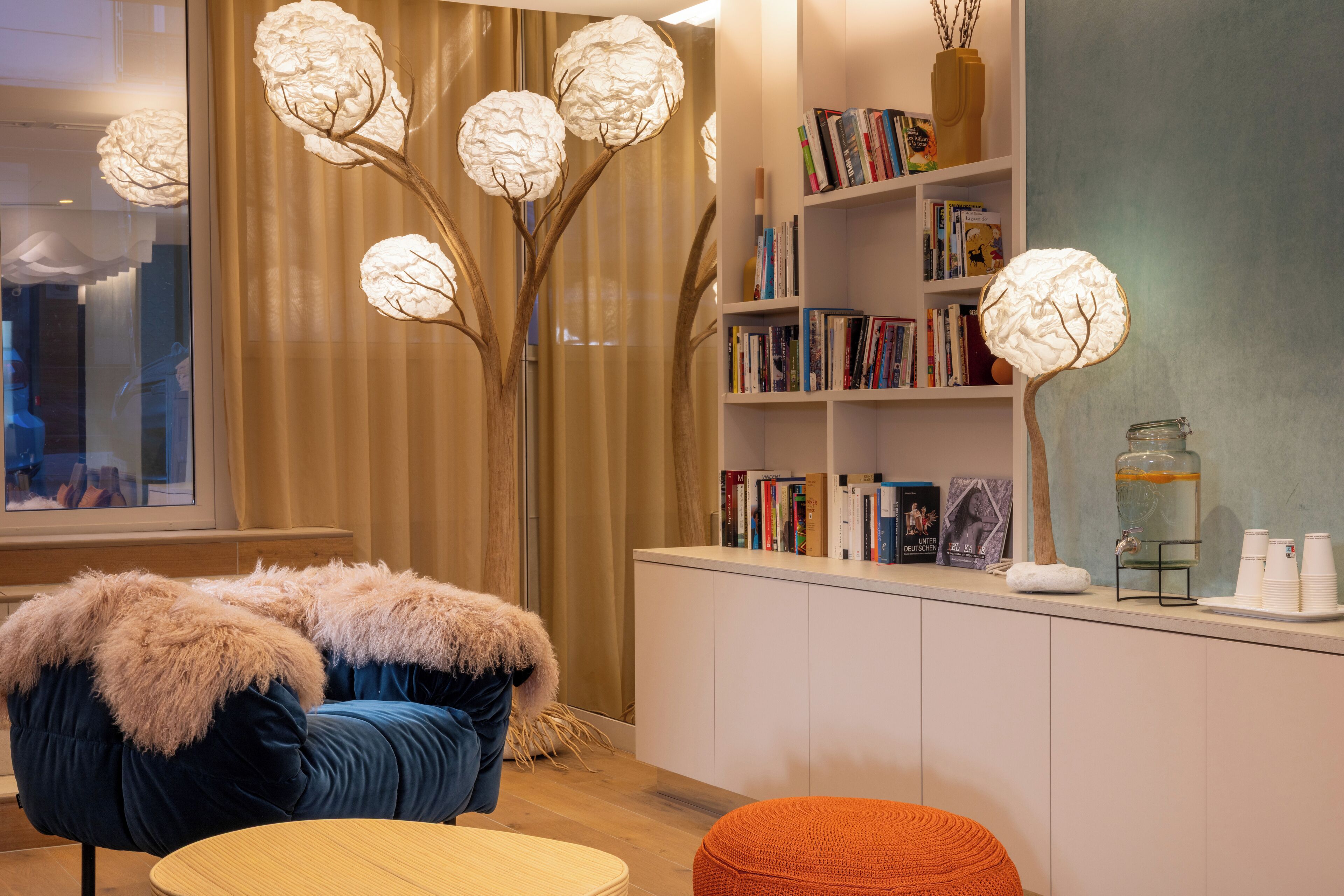 Sala de estar en el lobby