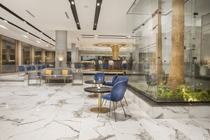 Sala de estar en el lobby