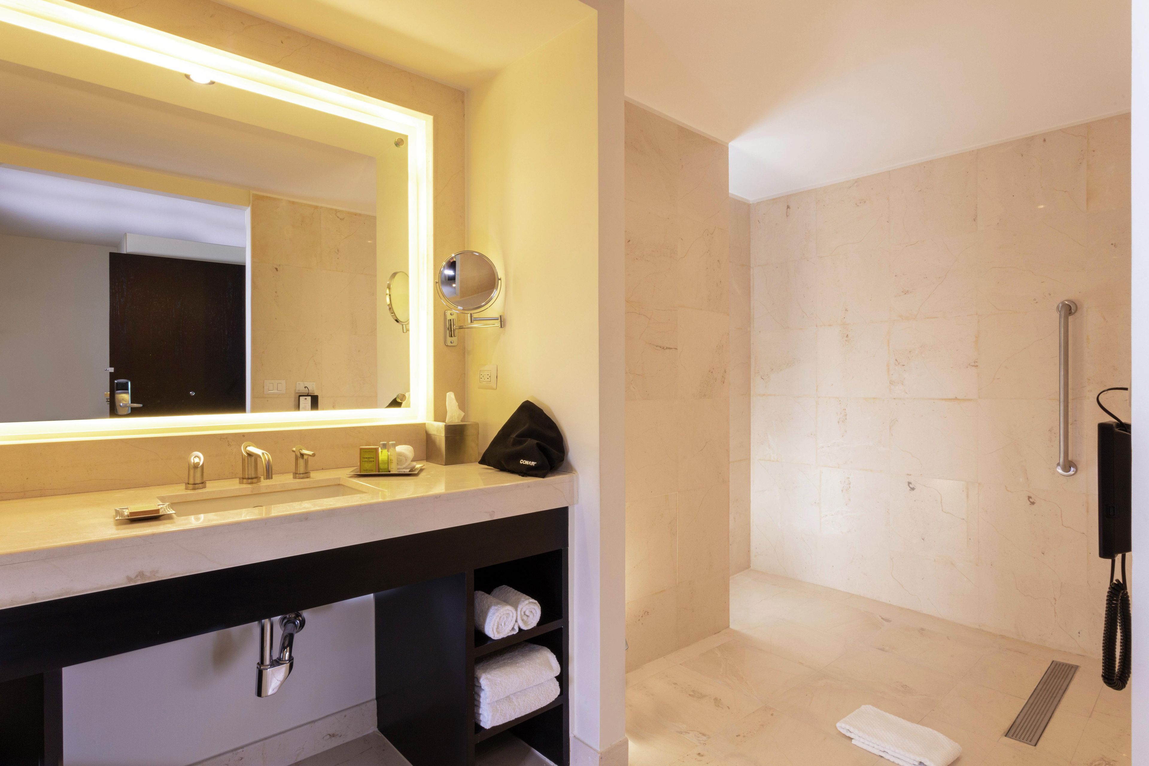 Bathroom shower