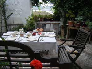 Dining - La Casa de Bovedas (Arcos de la Frontera)