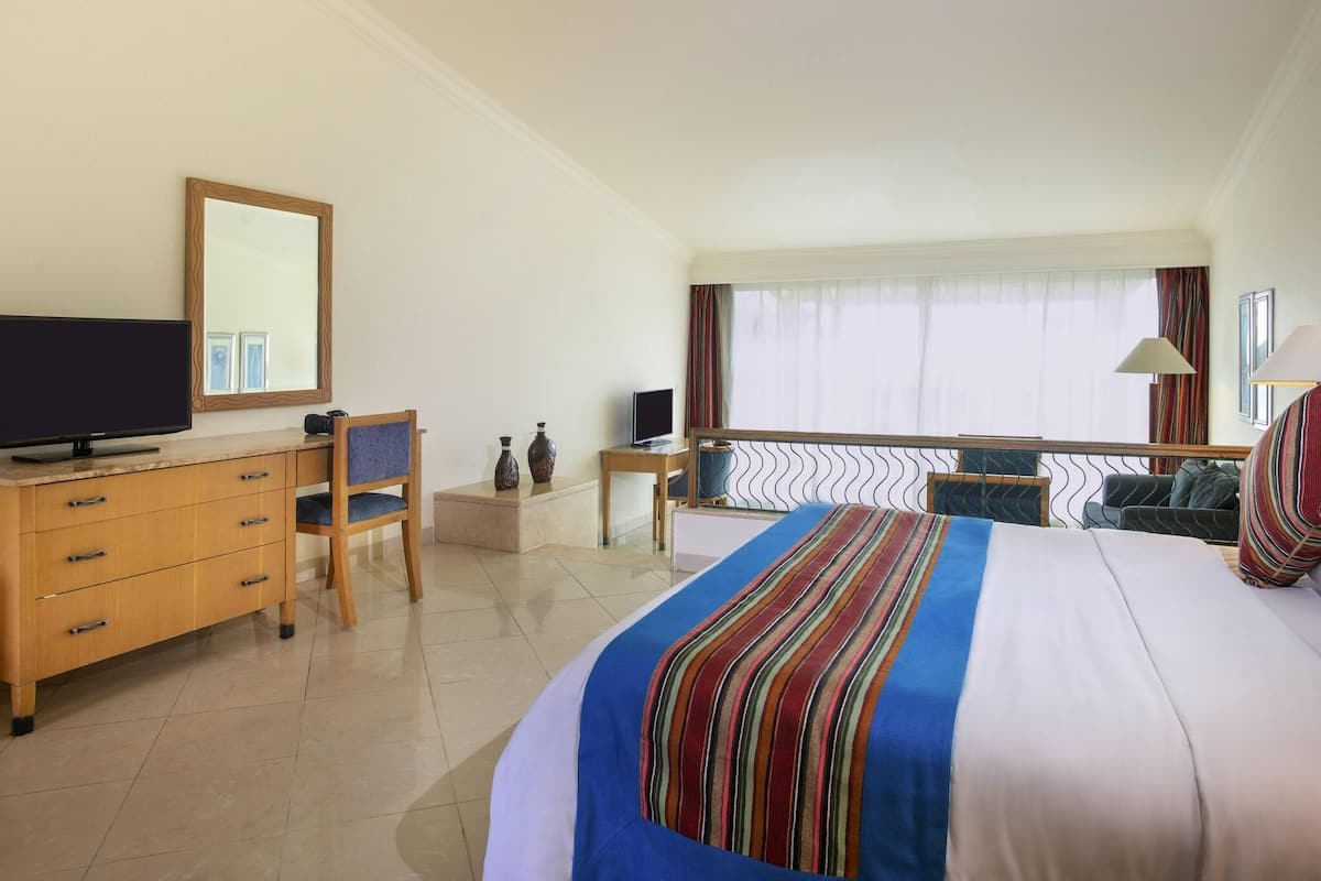 Bungalow, 1 cama matrimonial | Caja de seguridad en la habitación y insonorización