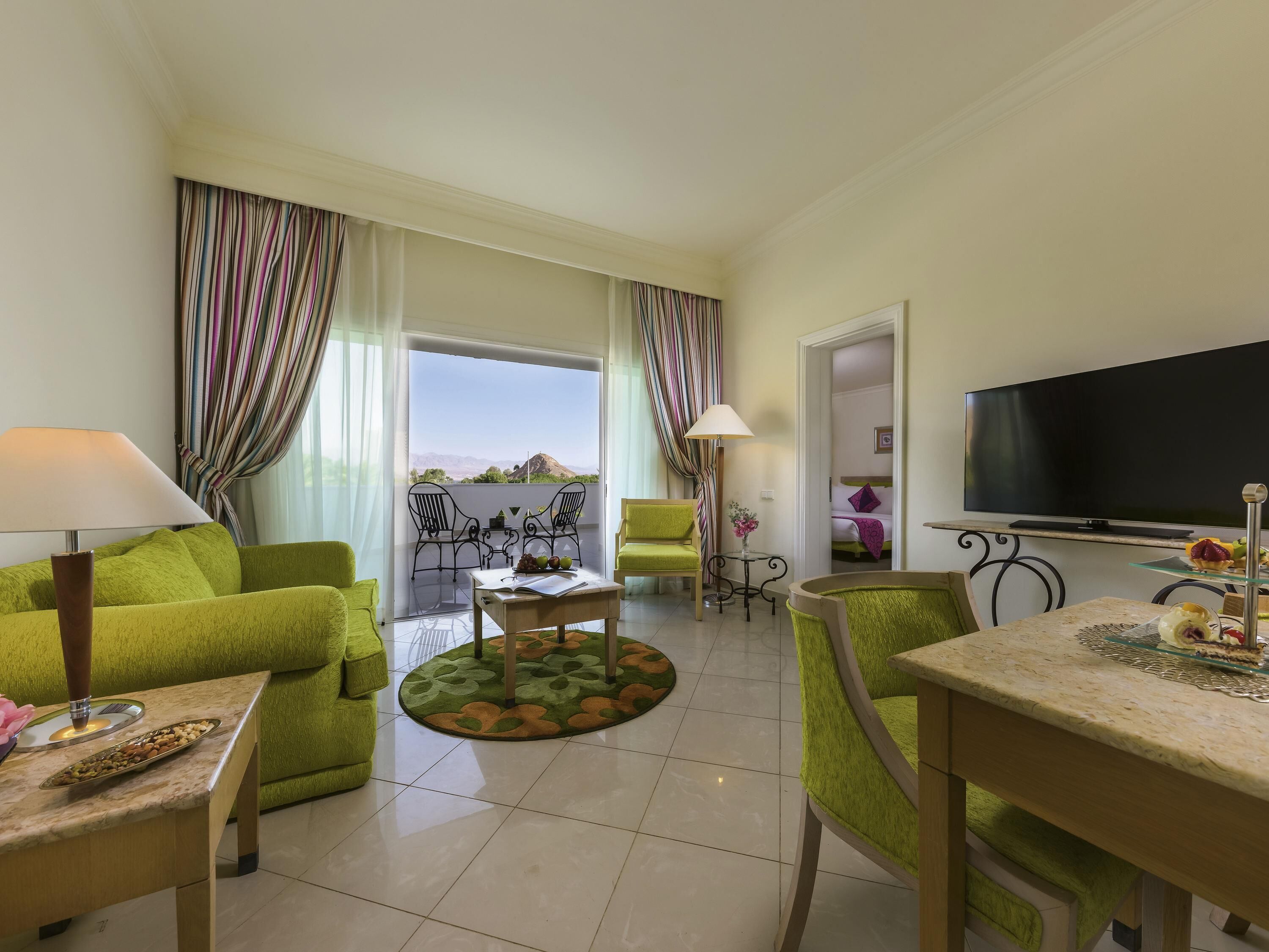 Familienzimmer, 1 King-Bett, Meerblick