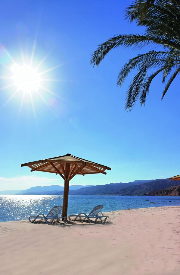 Caja de seguridad en la habitación y insonorización