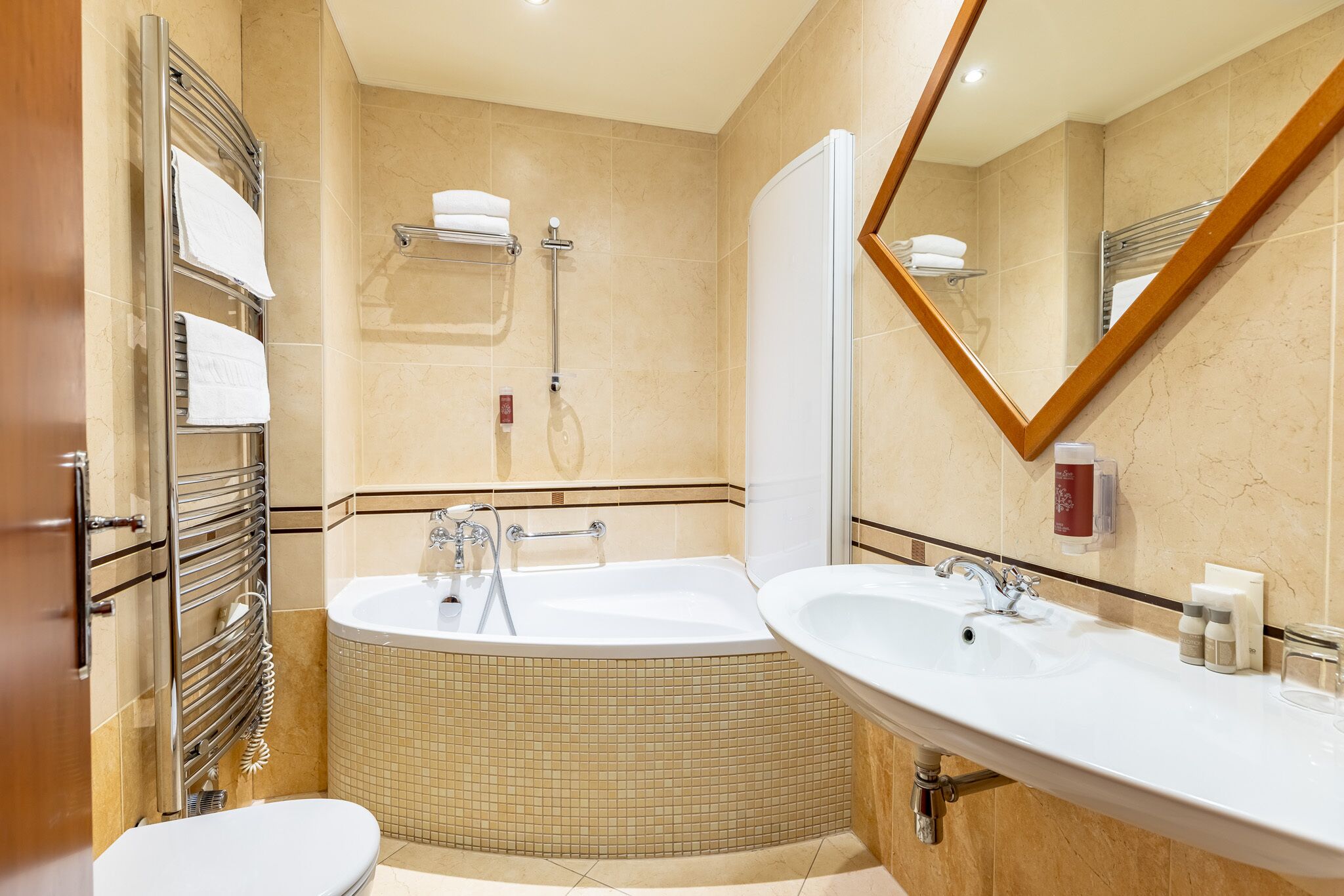 superior twin room | bathroom | free toiletries, hair dryer, bathrobes, slippers