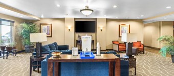 คอมฟอร์ตสวีทส์ เมาท์เวอร์นอน