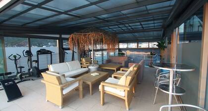 Mantas Hotel
