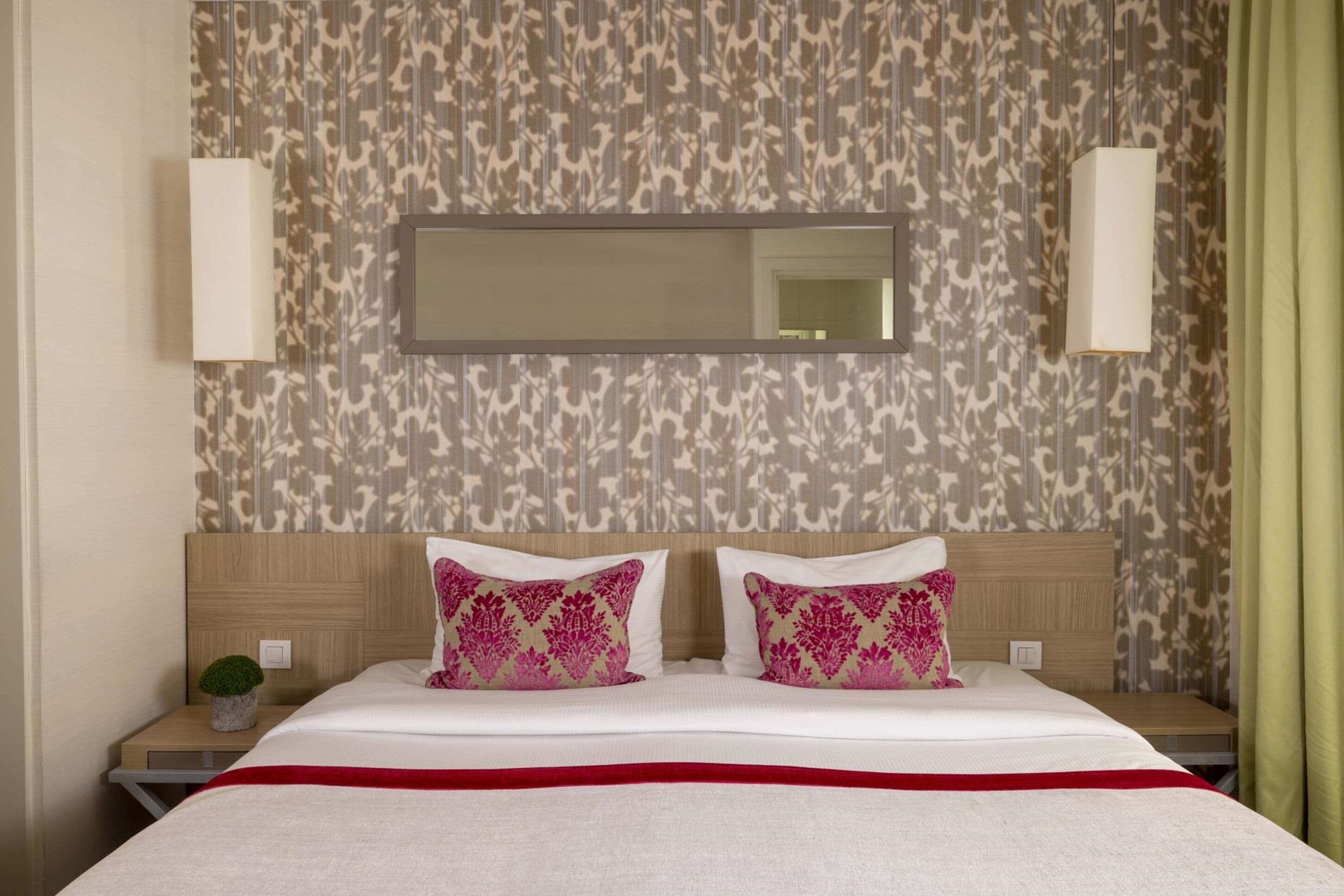 privilege room | minibar, in-room safe, desk, soundproofing