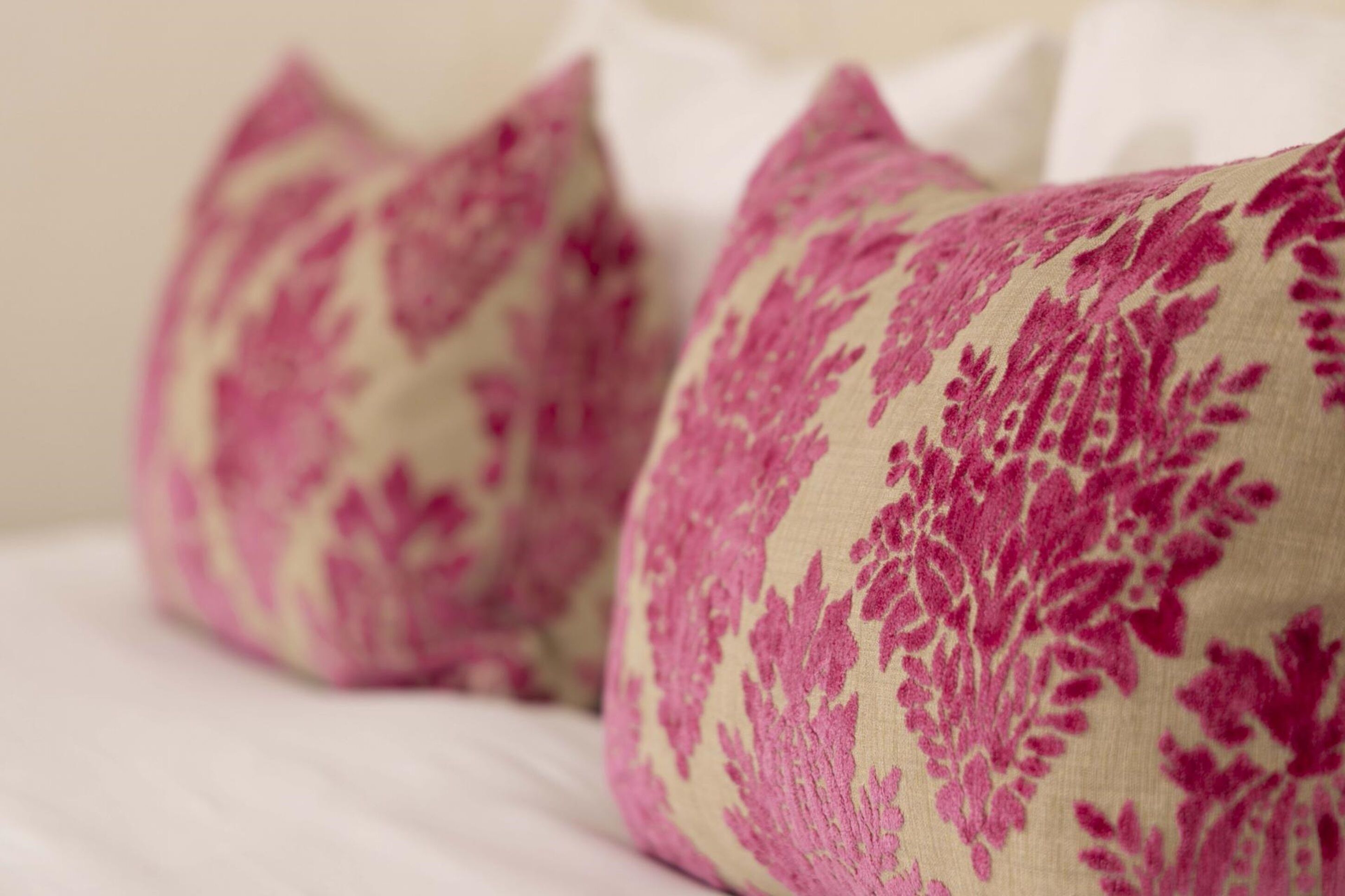 privilege room | minibar, in-room safe, desk, soundproofing