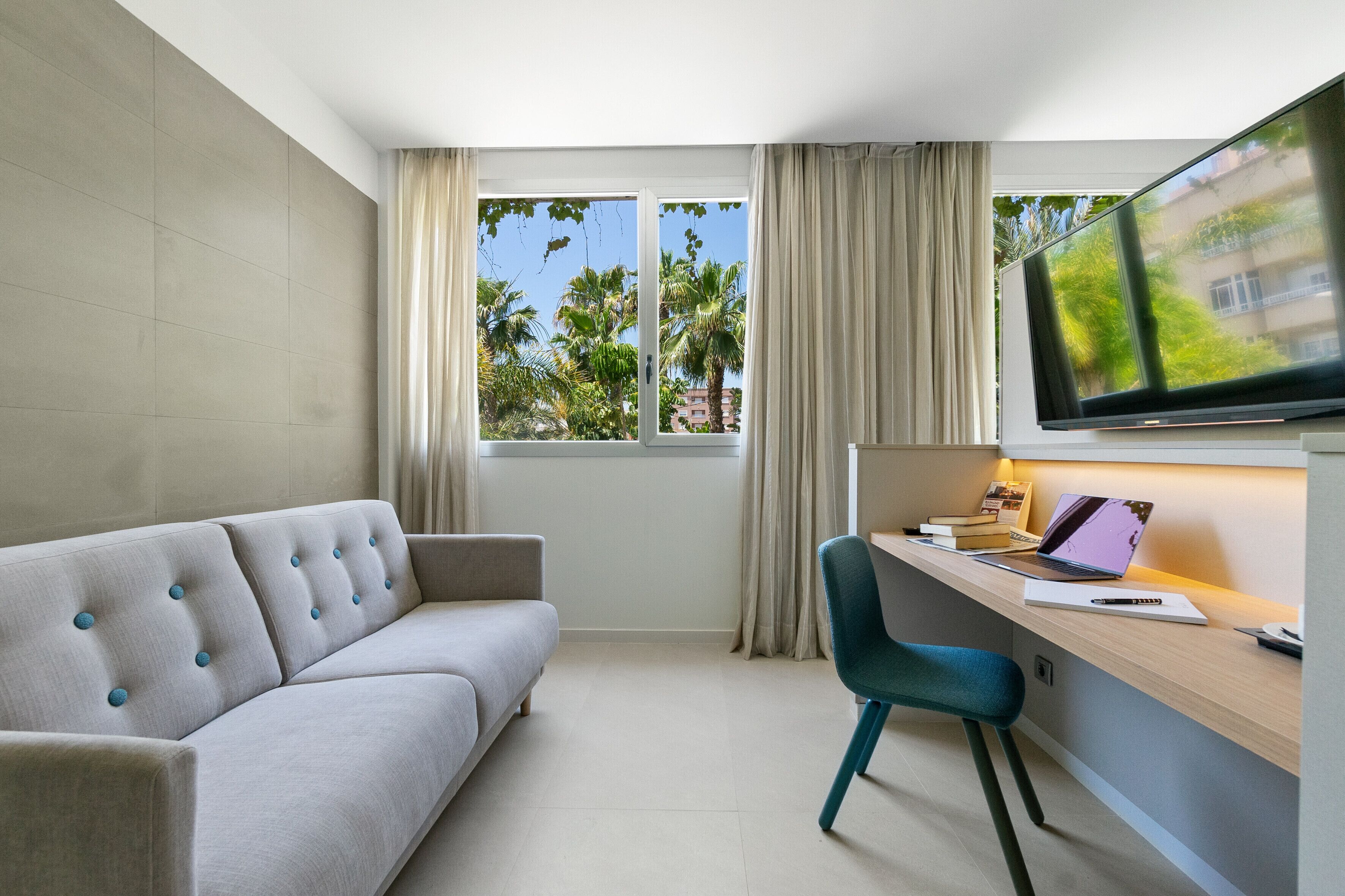 1 bedroom, minibar, in-room safe, desk