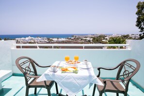 Terrace/patio - Apartamentos LIVVO Morromar (Tías)