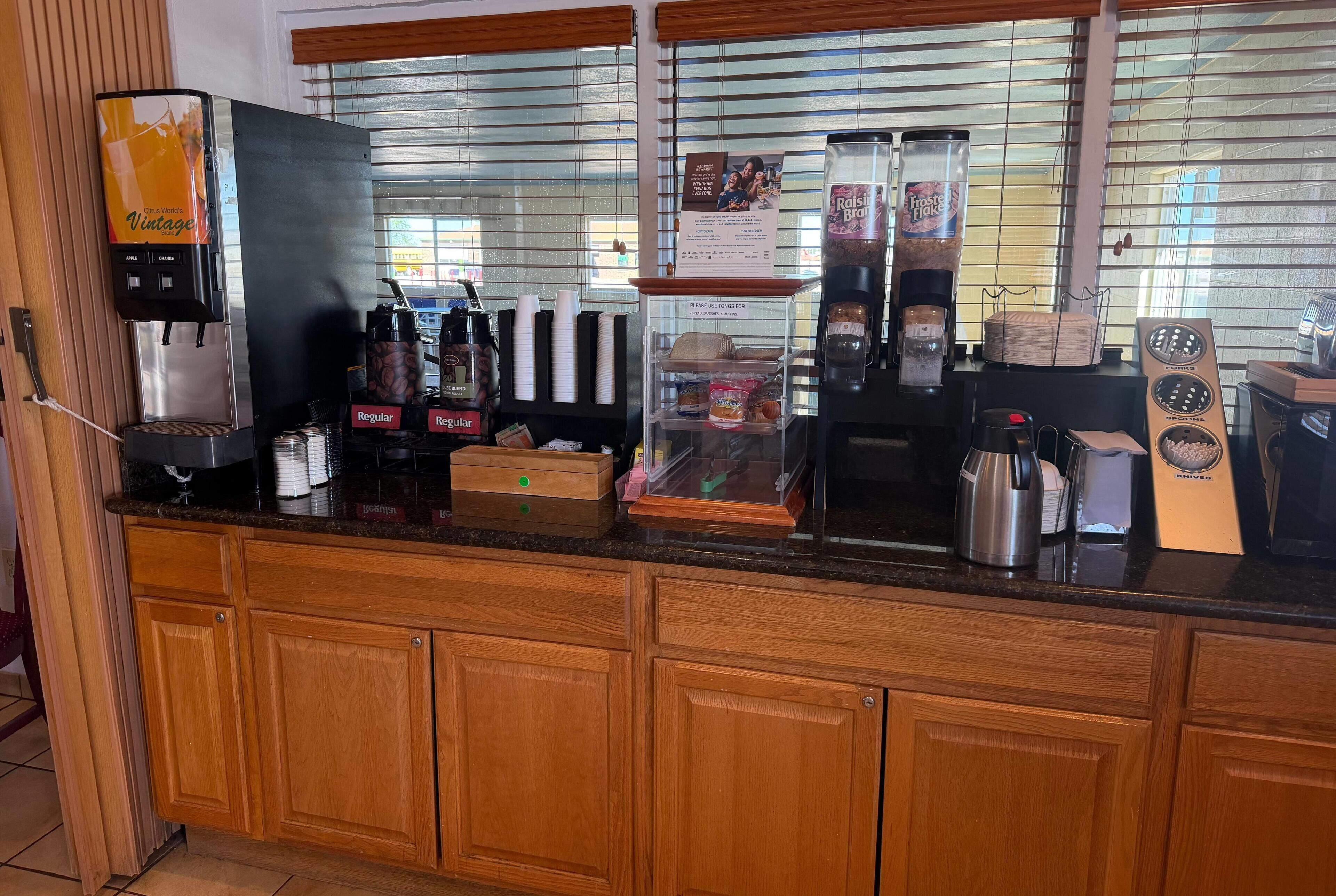 Free daily continental breakfast
