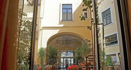 Le Cheminee Business Hotel