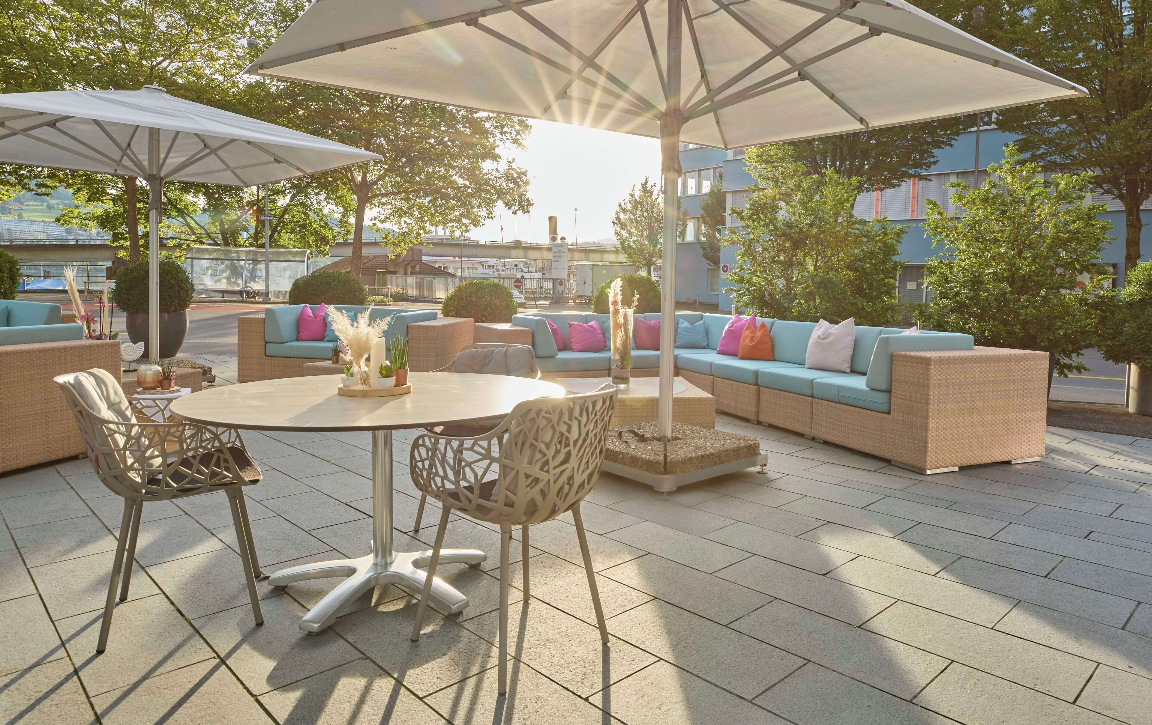 Frühstück, Mittagessen, Abendessen, mediterrane Küche 