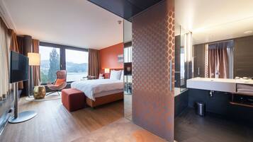 Premium-Zimmer, Seeseite | 1 Schlafzimmer, Allergikerbettwaren, Minibar, Zimmersafe