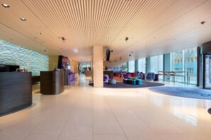 Reception - Radisson Blu Hotel, Lucerne (Lucerne)