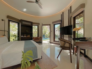 Villa 3 Bed Room Private Pool and Garden | In-room safe, desk, laptop workspace, blackout curtains - Aruni Bali Jimbaran Boutique Villa (Jimbaran)