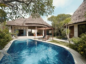 Villa 3 Bed Room Private Pool and Garden | Blick auf den Garten