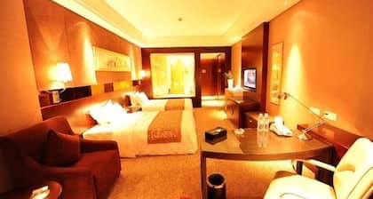 Grand Soluxe International HOT