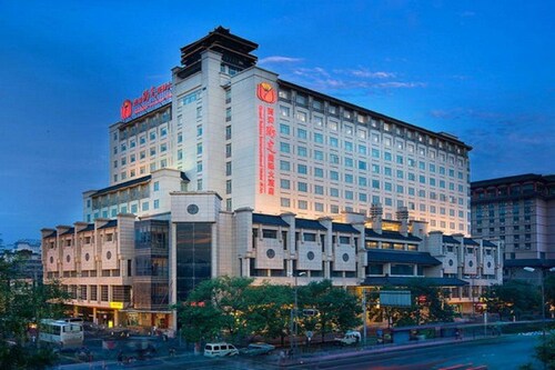 Grand Soluxe International HOT